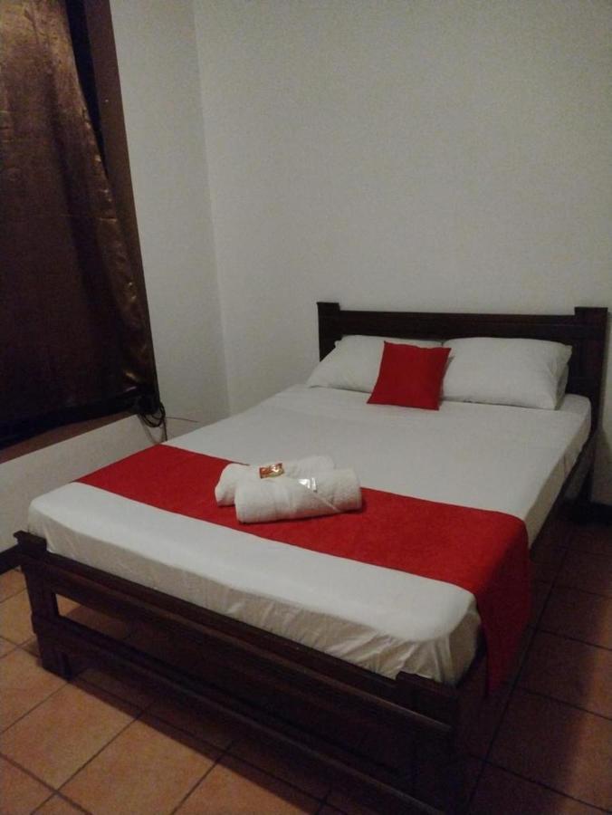 Uruka Lodge Αλαχουέλα Εξωτερικό φωτογραφία